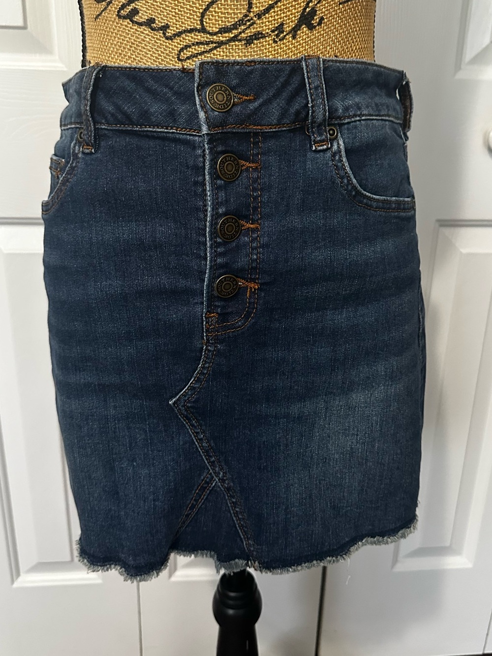 Southern Tide Blue Denim Button Fly Skirt